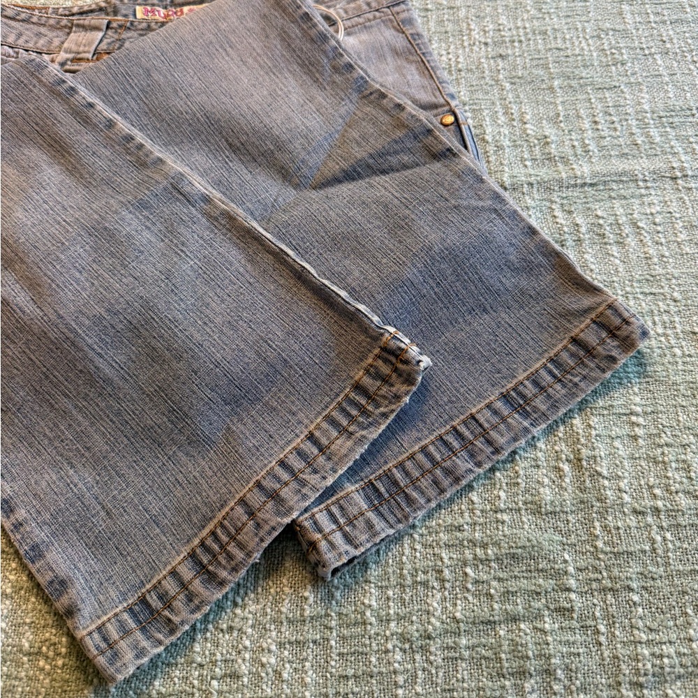 Mudd Jeans - Mid-Rise Distressed Size 1 - Picture 4 of 9